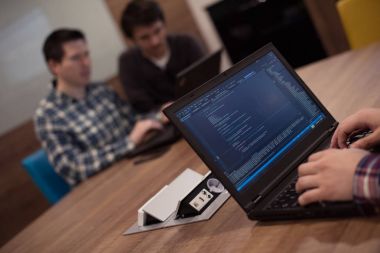 Programcı programlama kod yazma