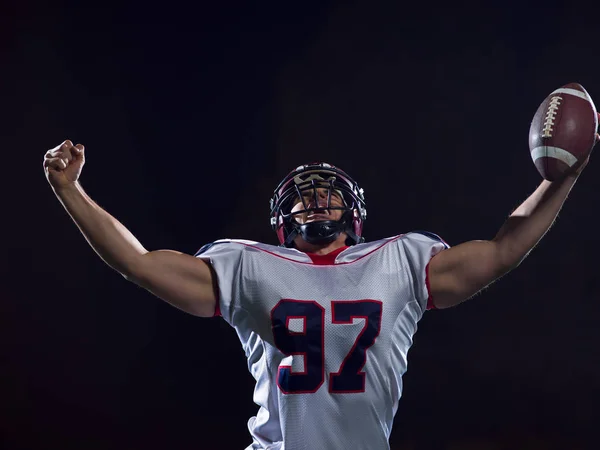 Joueur de football américain célébrant après avoir marqué un touchdown — Photo