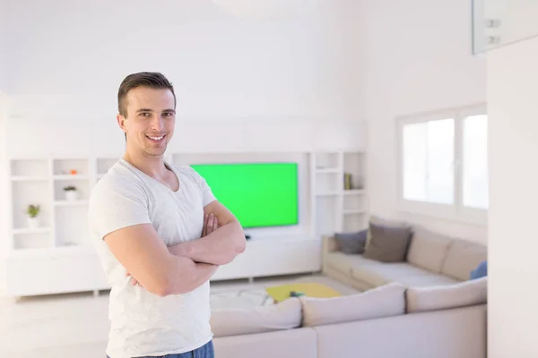 Retrato de um jovem em casa — Fotografia de Stock