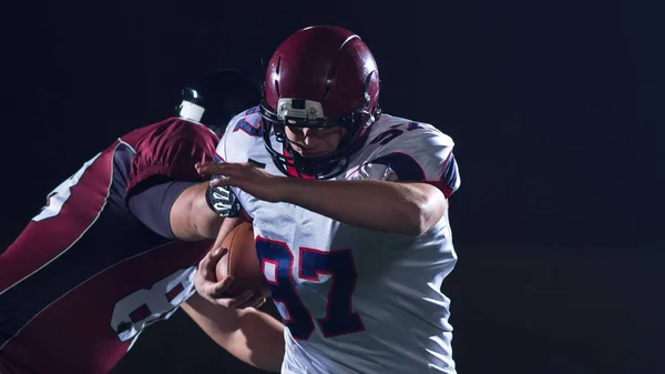 Amerikaanse voetballers in actie — Stockfoto