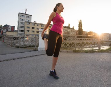 Isınma ve germe sporcu kadın