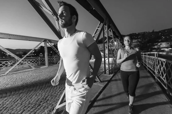 Urban Sports Healthy Couple Jogging Bridge City Early Morning Night — Stock Photo, Image