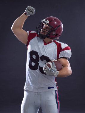 Amerikan futbolu oyuncusu kutluyor gol