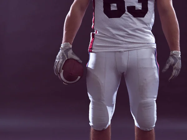 Closeup American Football-speler geïsoleerd op grijs — Stockfoto