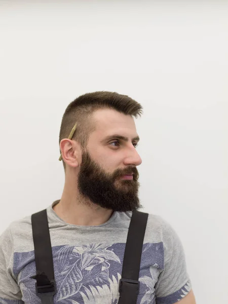 Portrait Homme Tout Faire Barbu Hipster Avec Stylo Derrière Oreille — Photo