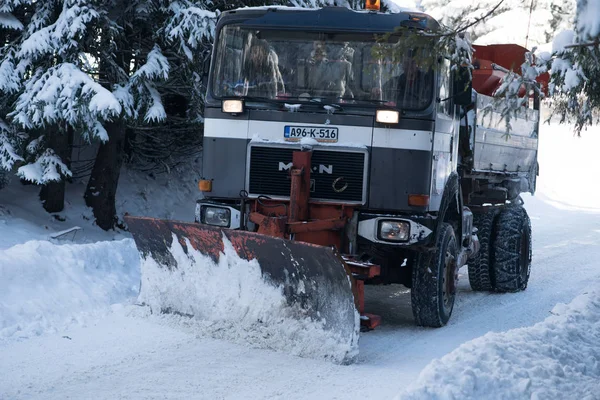 雪卡车 — 图库照片