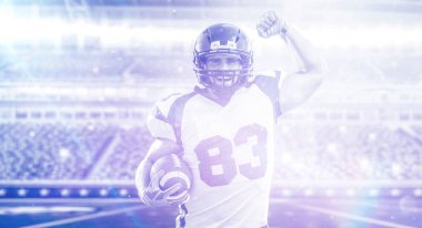 Amerikan futbolu oyuncusu kutluyor gol