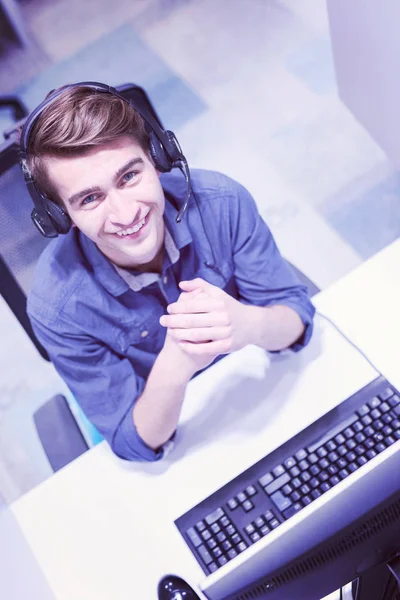 Top View Young Smiling Male Call Centre Operator Doing His — Stock Photo, Image