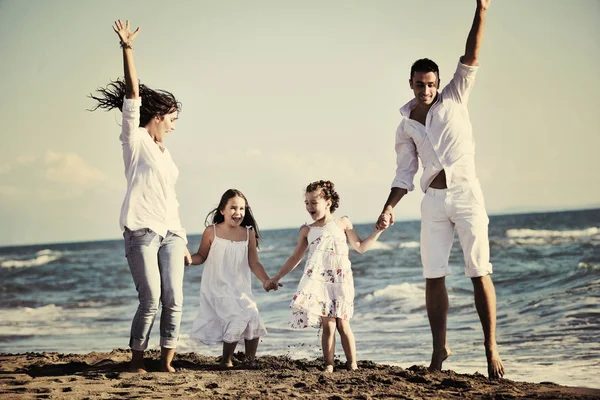 Happy Young Family White Clothing Have Fun Vacations Beautiful Beach — Stock Photo, Image