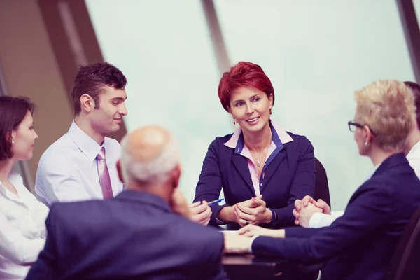 Startup Business People Gruppe Trifft Sich Modernem Hellen Büro Interieur — Stockfoto