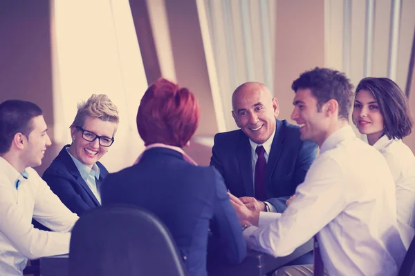 Startup Business People Gruppe Trifft Sich Modernem Hellen Büro Interieur — Stockfoto