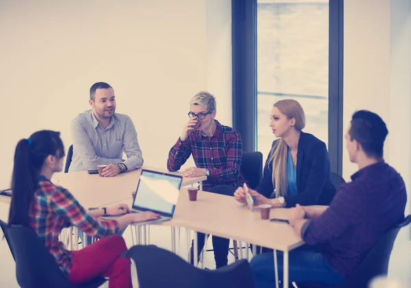 Startup Business Team Meeting Modern Bright Office Interior Brainstorming Εργασία — Φωτογραφία Αρχείου