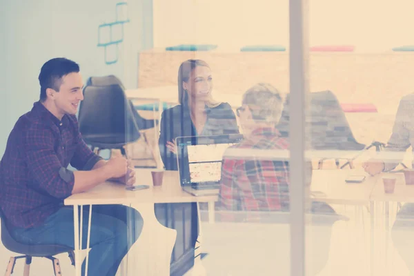 Startup Business Team Meeting Modern Bright Office Interior Brainstorming Εργασία — Φωτογραφία Αρχείου