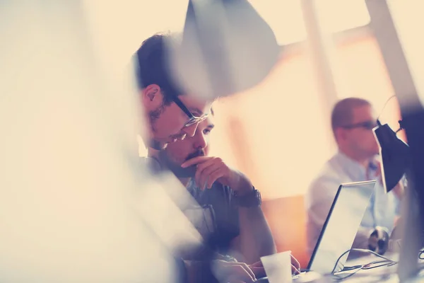 Start Imprenditori Gruppo Che Lavorano Tutti Giorni Lavoro Presso Ufficio — Foto Stock