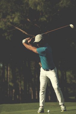 golf oyuncu atış isabet
