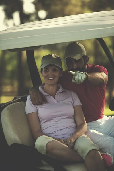 Para Wózku Polu Golfowym — Zdjęcie stockowe