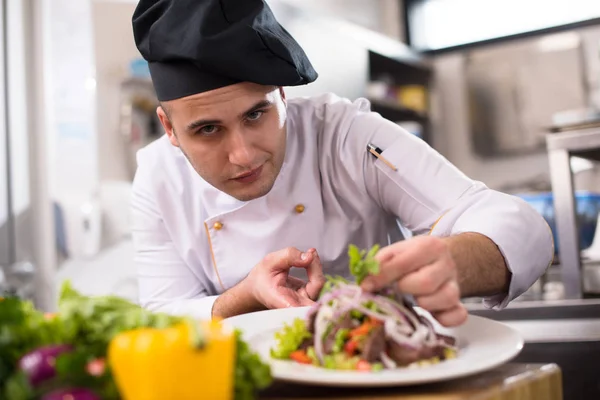 Cook Chef Decorating Garnishing Prepared Meal Dish Plate Restaurant Commercial — Stock Photo, Image