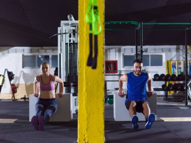 Kollarını çalışma sporcular