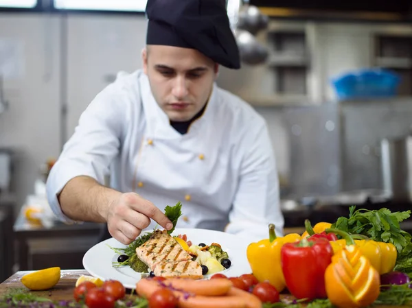 Cook Chef Decorating Garnishing Prepared Meal Dish Plate Restaurant Commercial — Stock Photo, Image