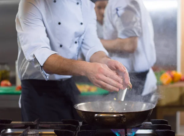 Master Chef Preparing Food Frying Wok Pan Sale Food Concept — Stock Photo, Image