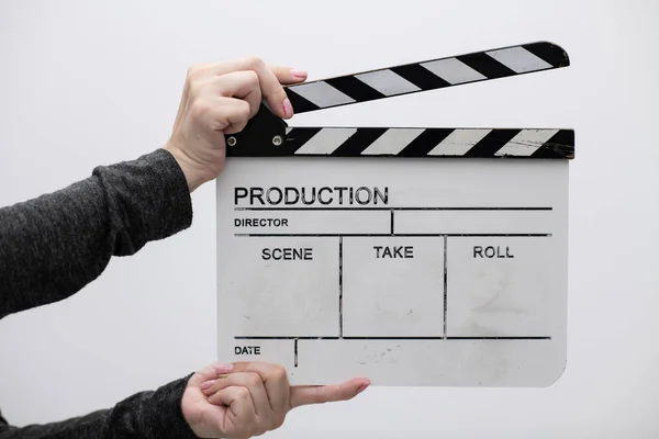 Beyaz arkaplanda film alkışı — Stok fotoğraf