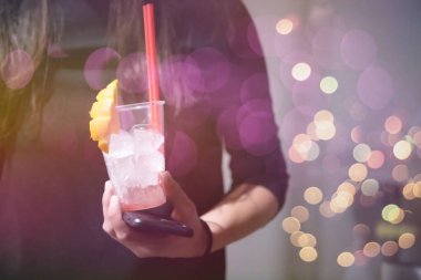 Yeni yıl ve Noel ofis partisi kapanıyor.