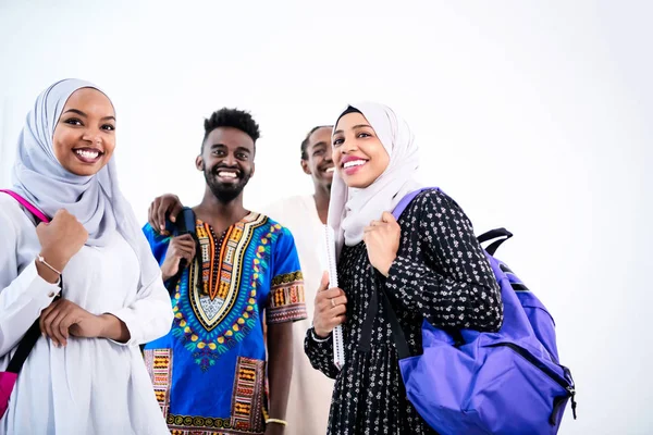 Portrait d'étudiants africains groupe — Photo