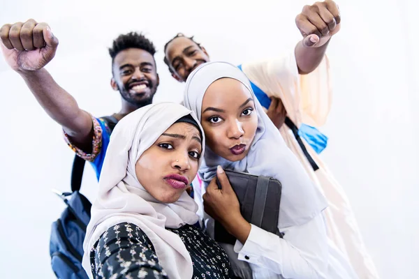 Porträtt av afrikanska studenter grupp — Stockfoto