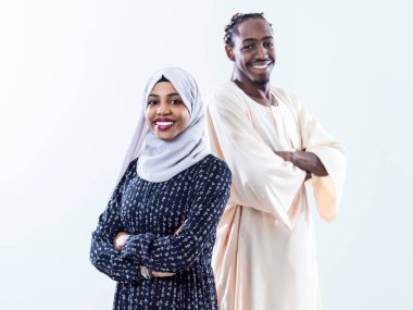 Genç Afrikalı Müslüman çiftin portresi.
