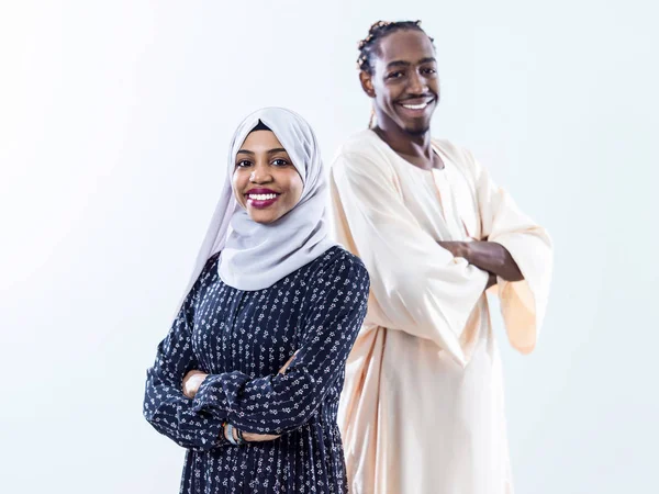 若いアフリカ系イスラム教徒のカップルの肖像画 — ストック写真