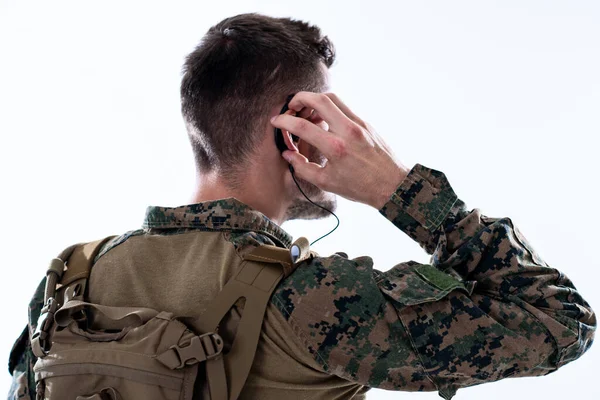 Equipamento de preparação do soldado para a acção e verificação da comunicação — Fotografia de Stock