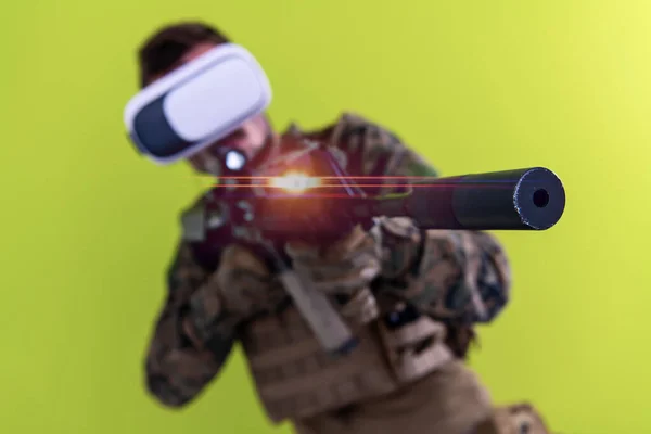 Soldier virtual reality green background — Stok fotoğraf