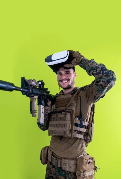 Soldato realtà virtuale sfondo verde — Foto Stock