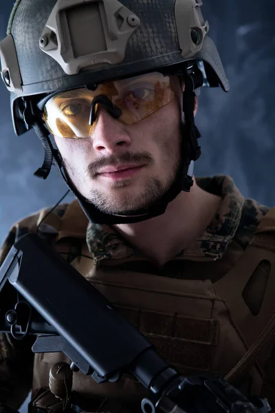 Modern krigföring soldat — Stockfoto