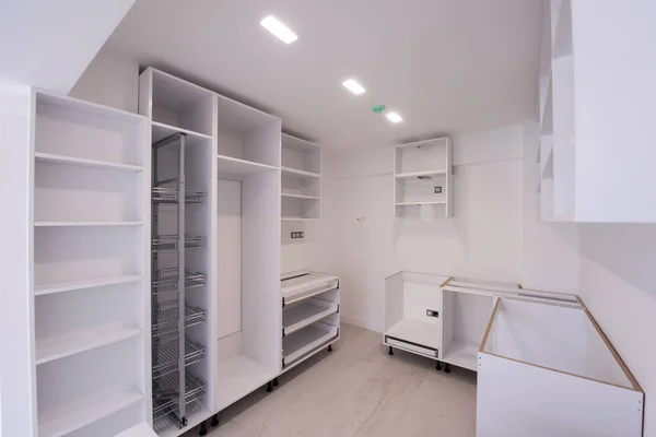 Werk Aan Gang Prachtige Moderne Lichte Schone Onafgewerkte Keuken Interieur — Stockfoto