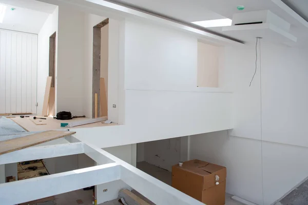 Interno Incompiuto Elegante Moderno Open Space Appartamento Due Livelli Con — Foto Stock