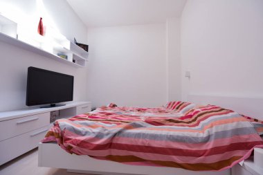 Modern yatak odasında lüks iç tasarım modern yaşam tarzı için stil yatak odası