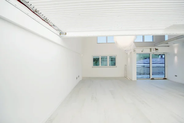 Intérieur Vide Élégant Appartement Moderne Aire Ouverte Deux Niveaux Avec — Photo