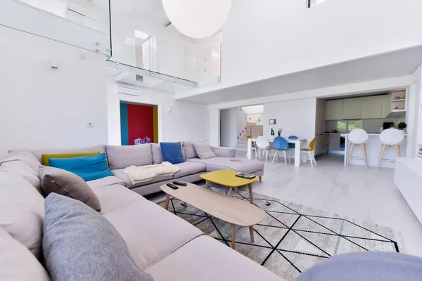 Interior Luxo Elegante Moderno Design Espaço Aberto Apartamento Dois Níveis — Fotografia de Stock