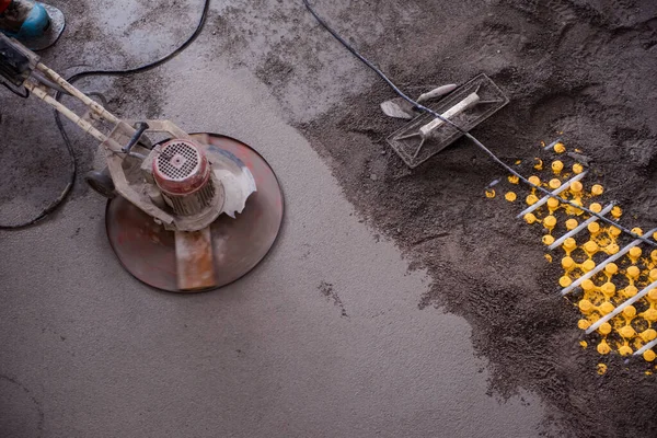 Laborer Performing Polishing Sand Cement Screed Floor Construction Site New — Stock Photo, Image