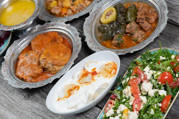 Aïd Moubarak Dîner Traditionnel Ramadan Iftar Assortiment Plats Savoureux Dans — Photo