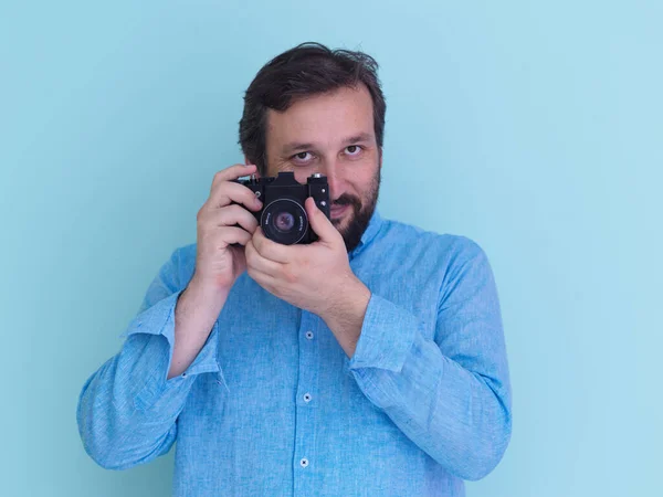 Portret Van Een Mannelijke Fotograaf Blauw Shirt Met Oude Analoge — Stockfoto