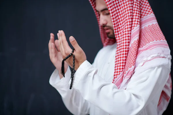 Young Arabian Man Traditional Clothes Making Traditional Prayer God Keeps — Stock Photo, Image
