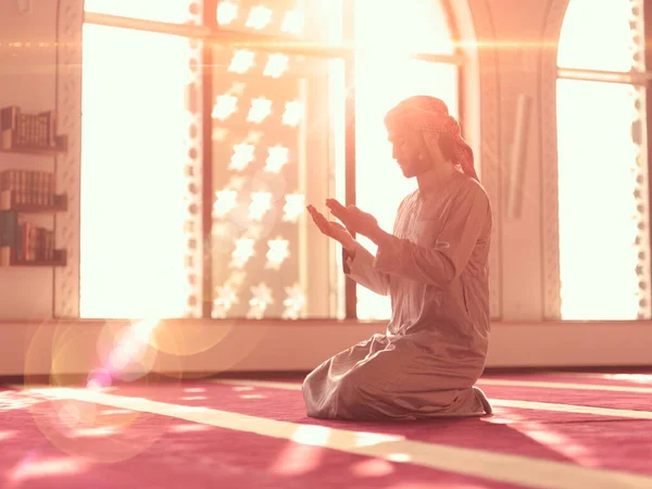 Oração Muçulmana Dentro Mesquita Adoração Namaz Allah — Fotografia de Stock