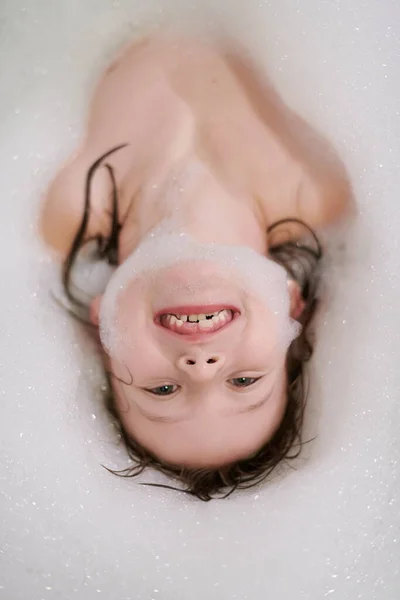 Little Girl Playing Soap Foam Bath Coronavirus Stay Home Pandemic — Stock Photo, Image
