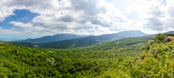 Panorama bergslandskap — Stockfoto