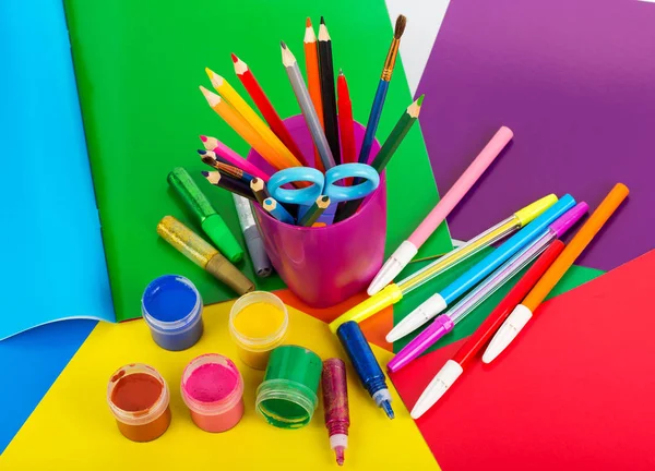 Schoolmateriaal voor creatief werk — Stockfoto