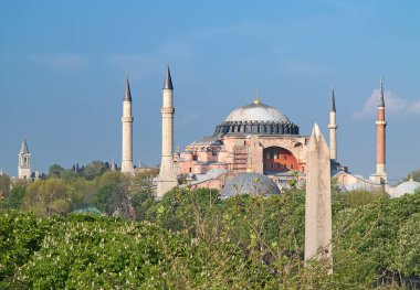 Haghia (Aya) Sophia - İstanbul 'daki ünlü kilise ve cami