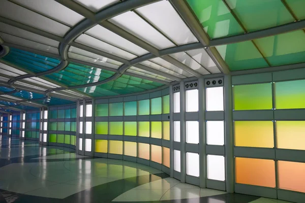 Чикаго Сша Сентября 2016 Года Подземный Переход Соединяющий Терминалы Аэропорта — стоковое фото