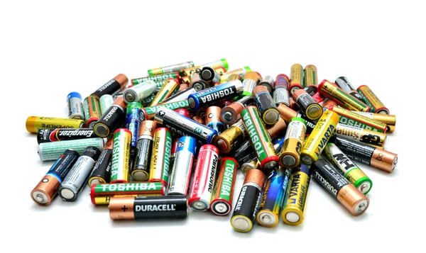 Pilas de baterías usadas editorial —  Fotos de Stock